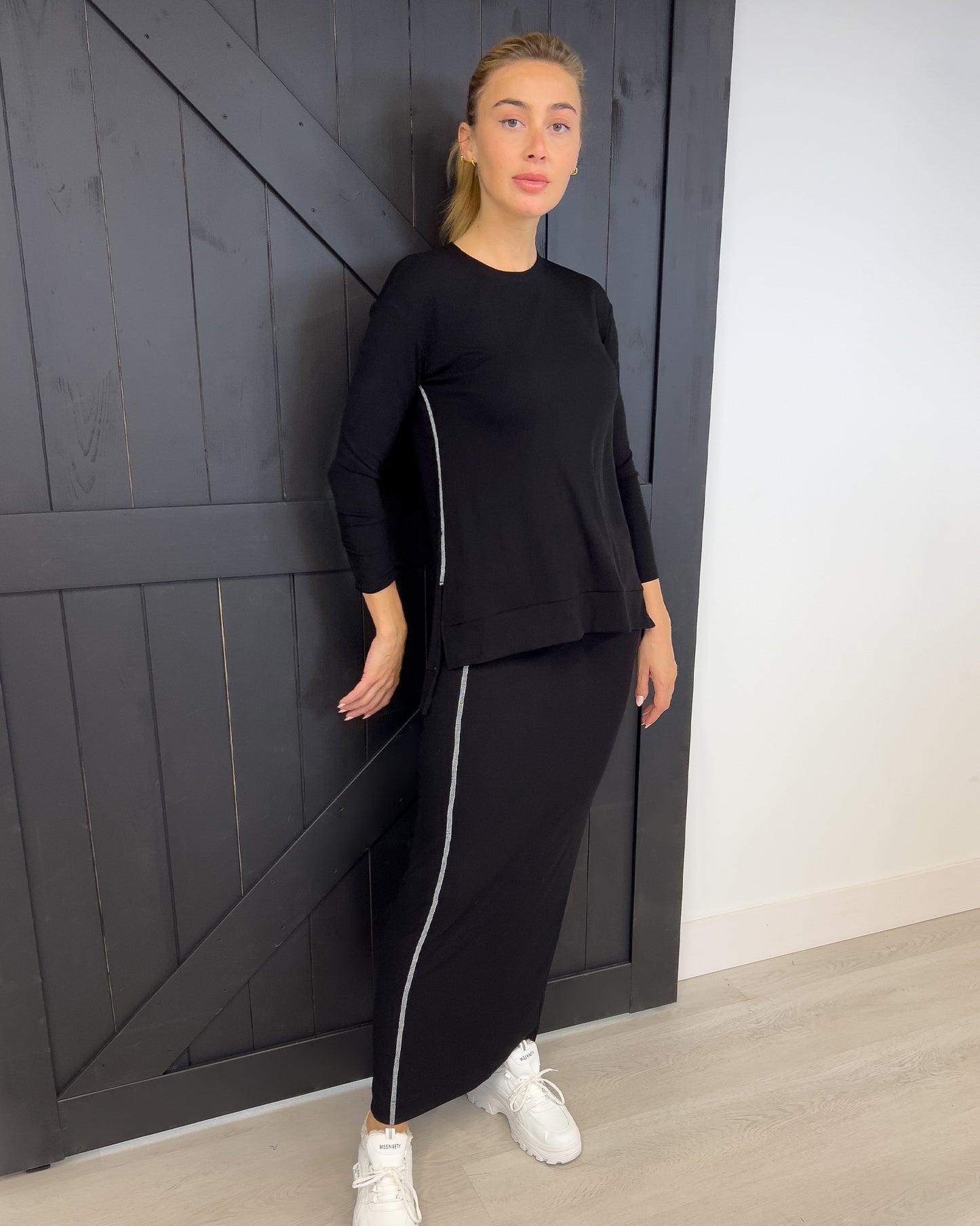 Side Stitch Pencil Skirt